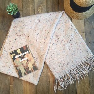 Gorgeous oversized champagne scarf